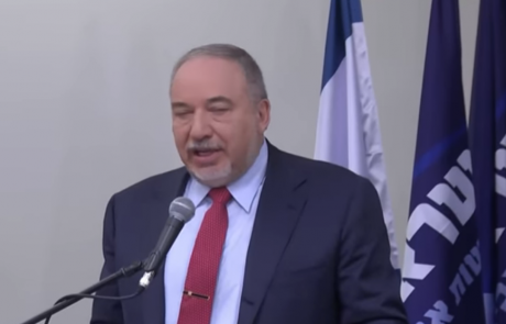 ליברמן אחראי לפיגוע בבחורי השיבה בירושלים